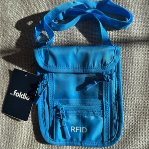 The Foldie Document Holder-AZURE